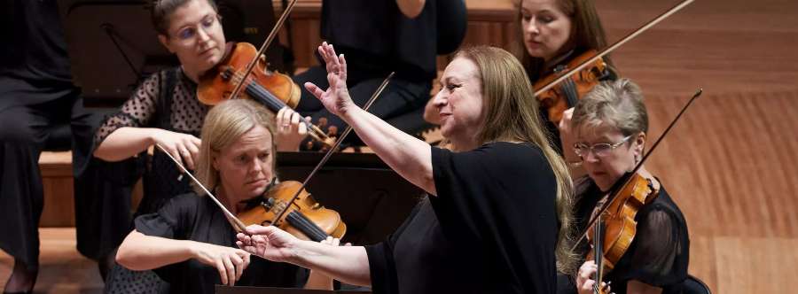 Sydney Symphony Orchestra - Simone Young conducts Elgar & Vaughan Williams