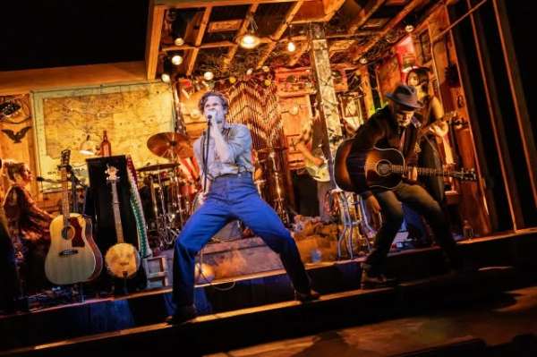 TheaterMania
